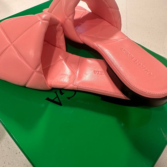 Quilted Bottega Veneta Sandals - Picture 2 of 3